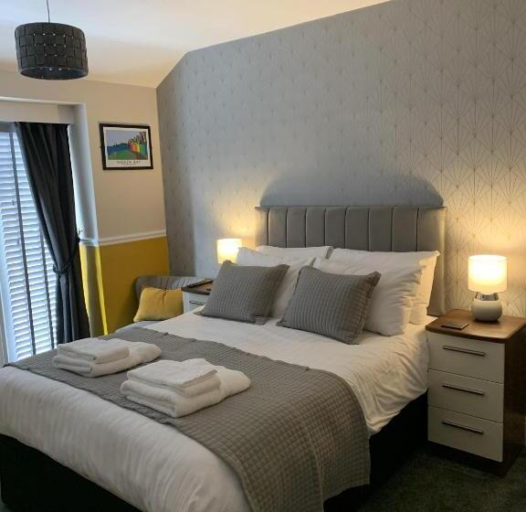 חדר סטנדרט, The Headlands