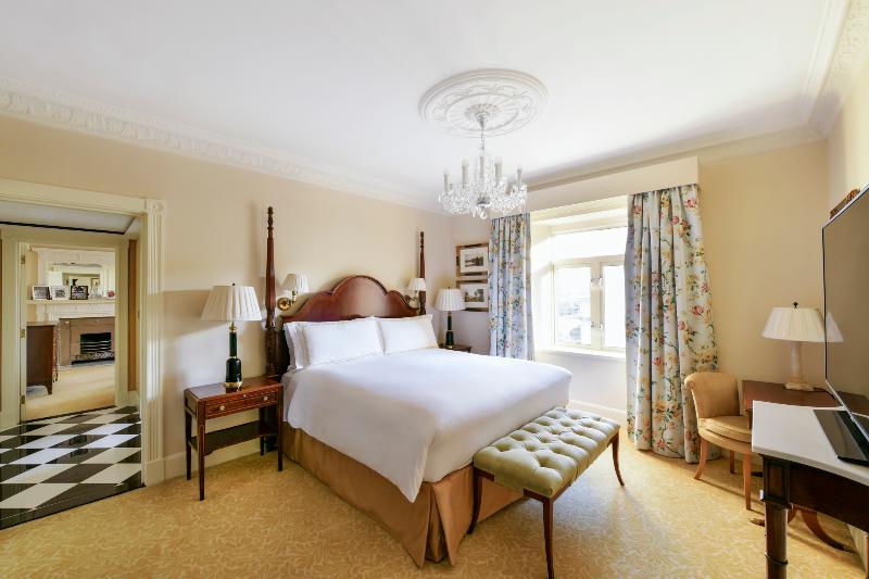 اتاق لوکس با چشمانداز باغ, Tropical