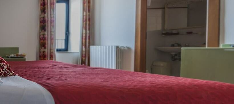 غرفة قياسية, Villa Del Cardinale