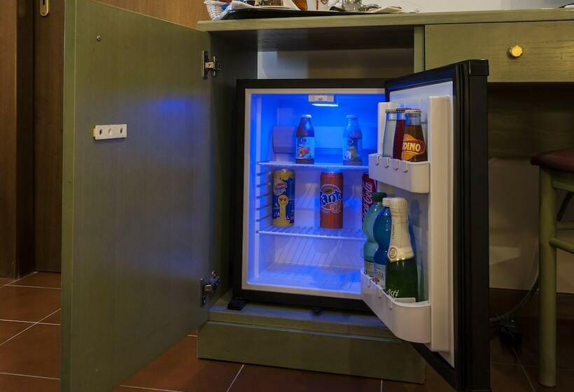 غرفة قياسية, Villa Del Cardinale