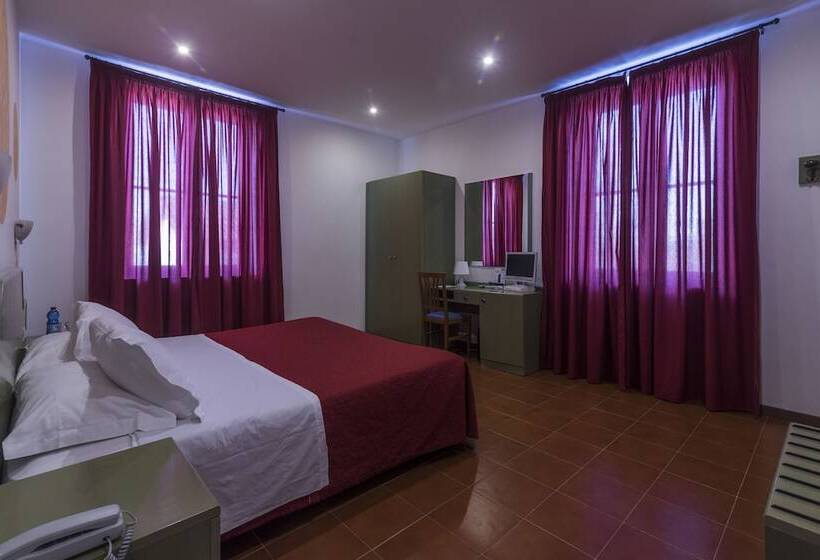 غرفة قياسية, Villa Del Cardinale