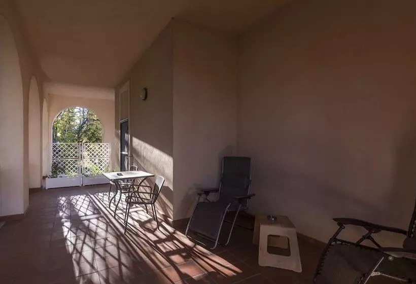 庭の見えるジュニアスイート, Villa Del Cardinale