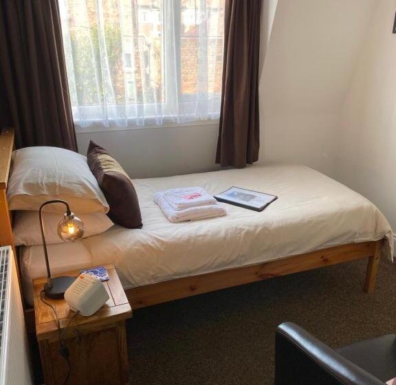 Номер Стандарт Индивидуальный, Willow Dene