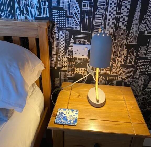 Номер Стандарт, Willow Dene