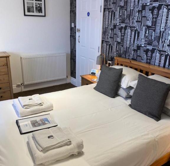 Номер Стандарт, Willow Dene