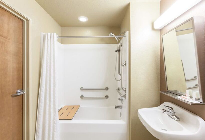 غرفة قياسية لذوى الاحتياجات الخاصة, Microtel Inn & Suites By Wyndham Searcy