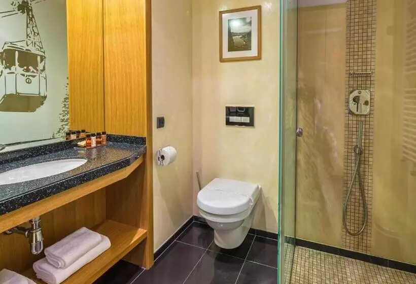 اتاق استاندارد با بالکن, Grand Nosalowy Dwor