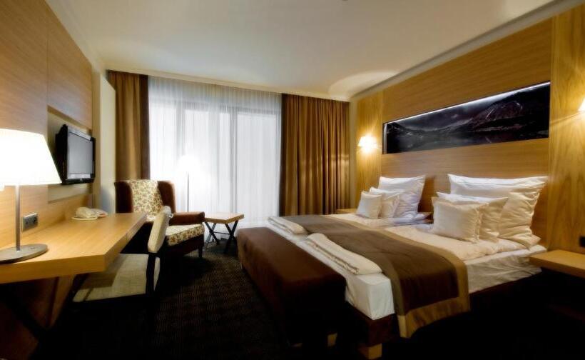 اتاق استاندارد با بالکن, Grand Nosalowy Dwor