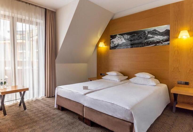 آپارتمان 1 خوابه با چشمانداز, Grand Nosalowy Dwor