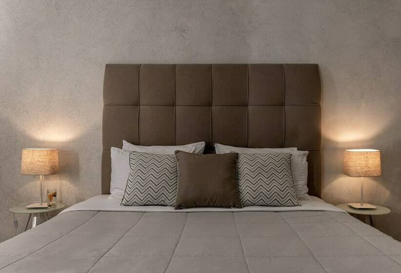 ハイドロマッサージバス付きスイート, Splendour Resort