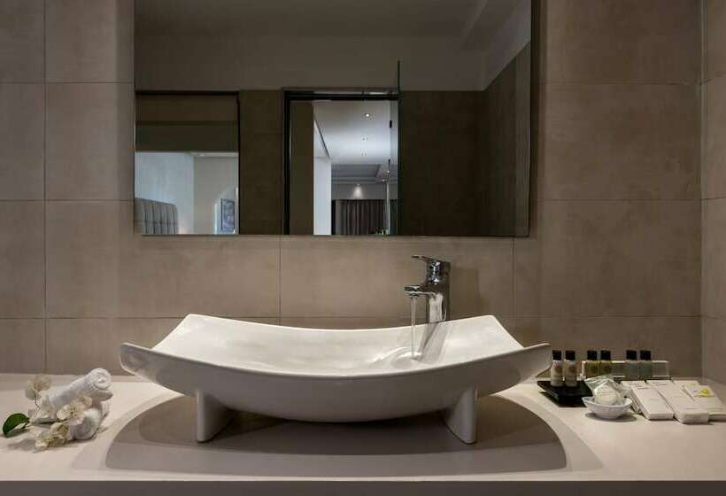 ハイドロマッサージバス付きスイート, Splendour Resort