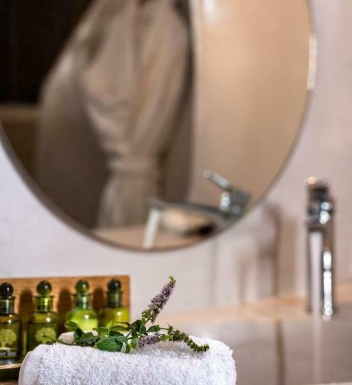 スーペリアールーム, Splendour Resort