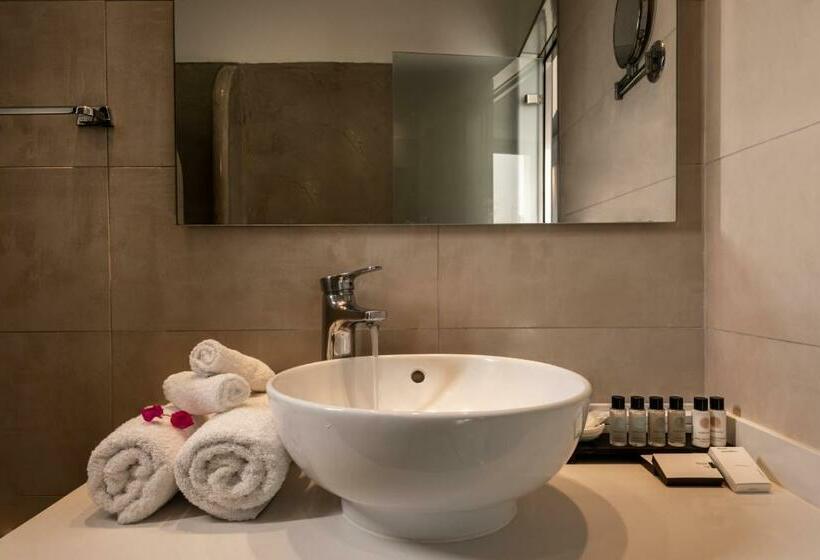 スーペリアールーム, Splendour Resort