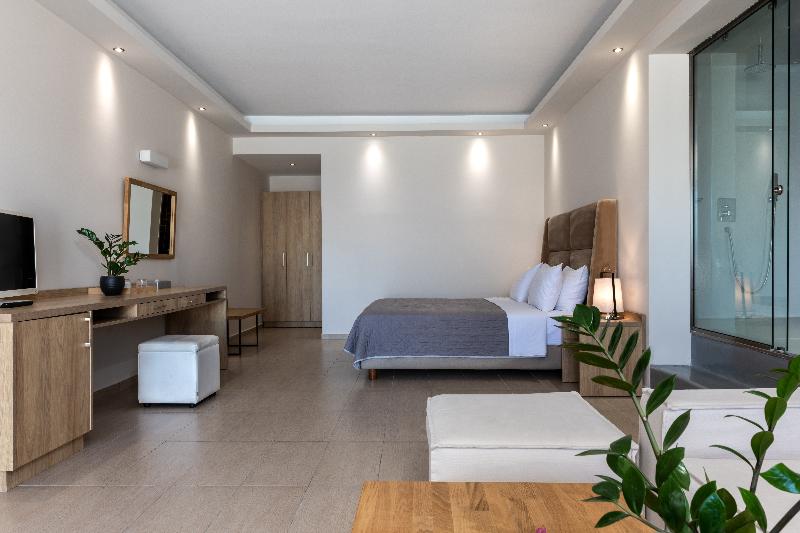 プール付きジュニアスイート, Splendour Resort