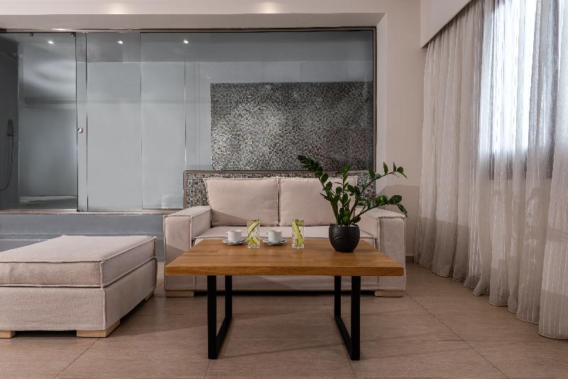 プール付きジュニアスイート, Splendour Resort