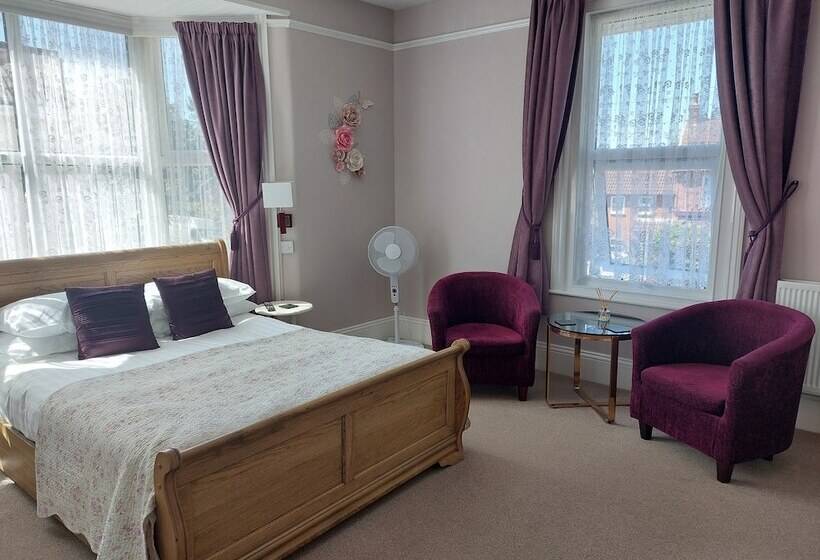 חדר סופריור, Two Beaches