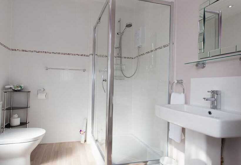 חדר דלוקס, Two Beaches