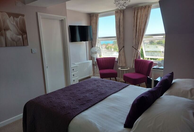 חדר סופריור, Two Beaches