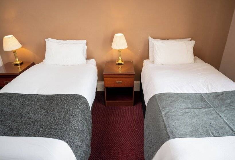 Номер Стандарт, Hampton Hotel By Greene King Inns