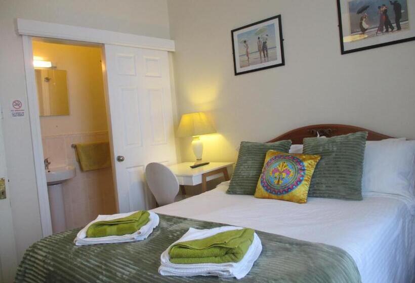 اتاق استاندارد, Caledonia Guest House