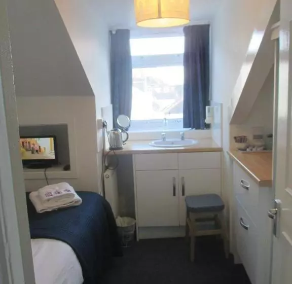 Standard Single Room Shared Bathroom