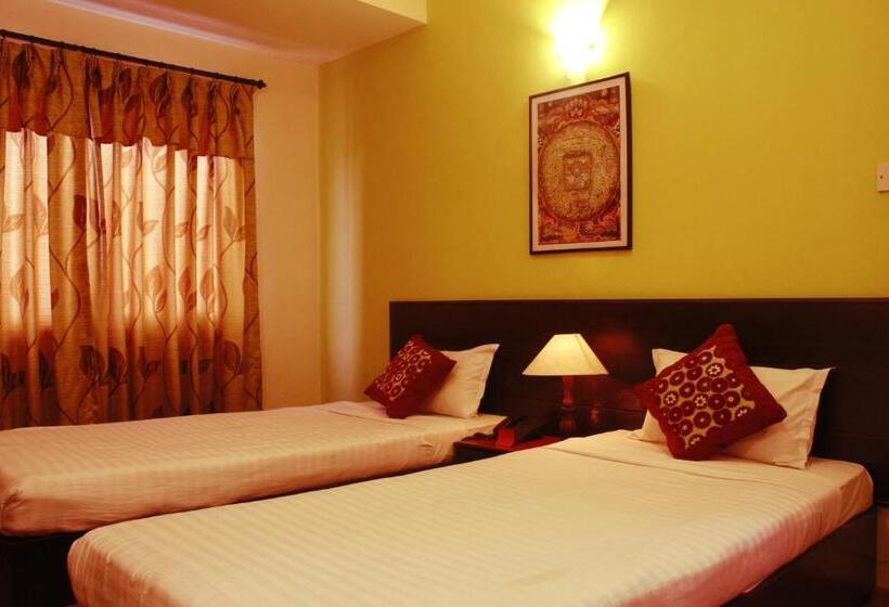 Номер Deluxe, Cascade