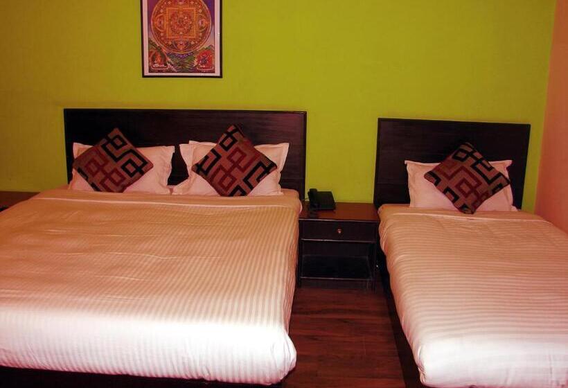 Трехместный Номер Deluxe, Cascade