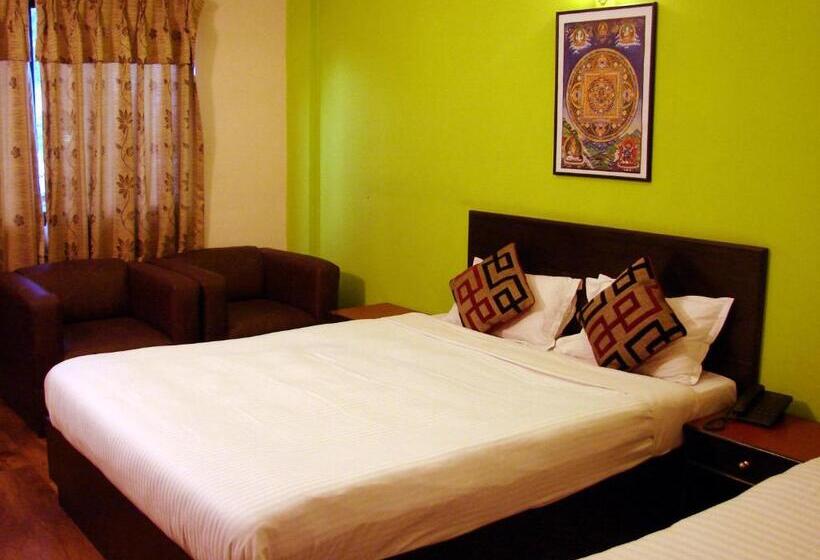 Трехместный Номер Deluxe, Cascade