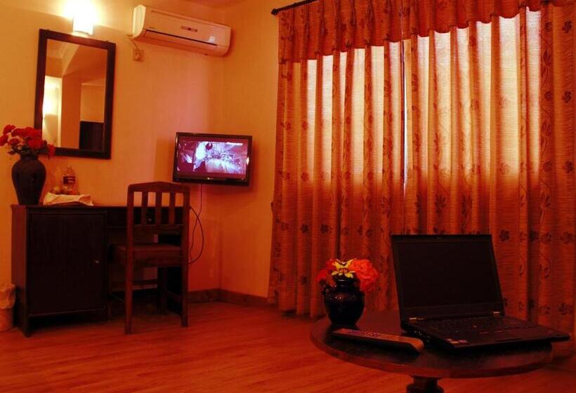 Номер Deluxe, Cascade