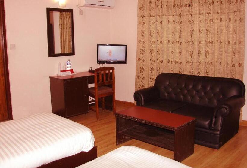 Номер Deluxe, Cascade