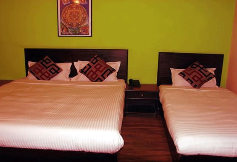 Номер Deluxe, Cascade