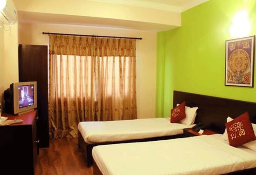 Номер Deluxe, Cascade