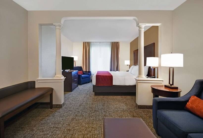 جناح, Comfort Inn & Suites