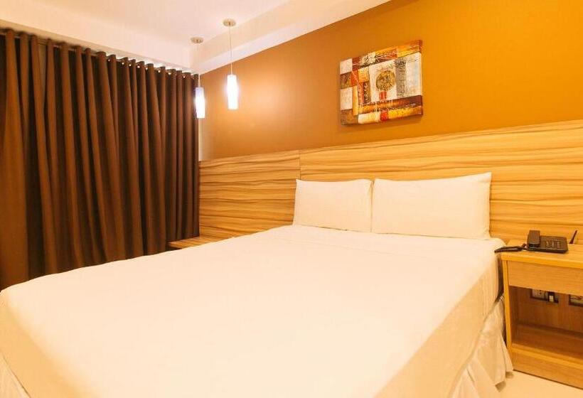디럭스 룸, Guijo Suites Makati