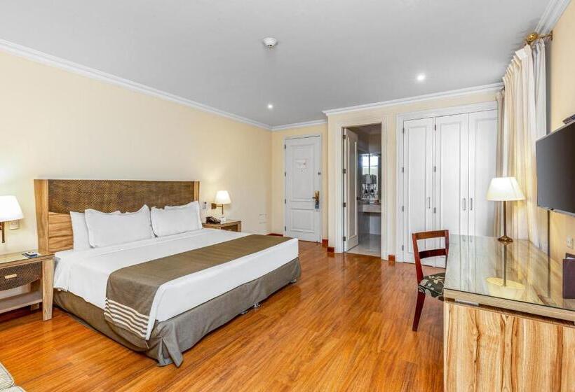 Номер Superior Кровать Кинг, Lp Los Portales Hotel Piura