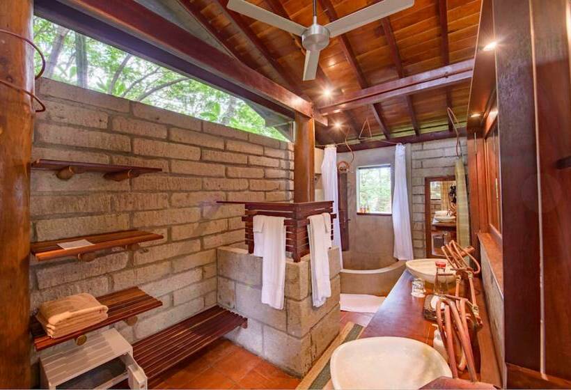 海景标准平房, Morgan S Rock