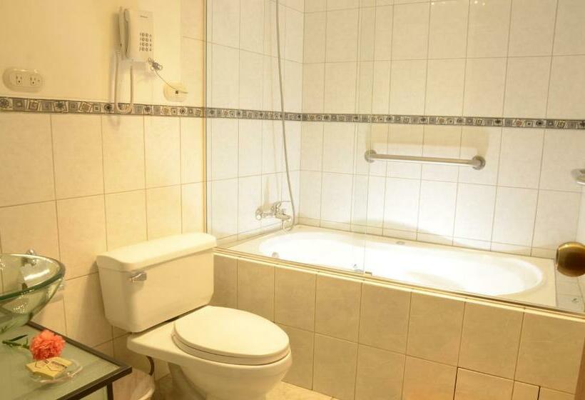 スイート(家族用), Rumi Wasi