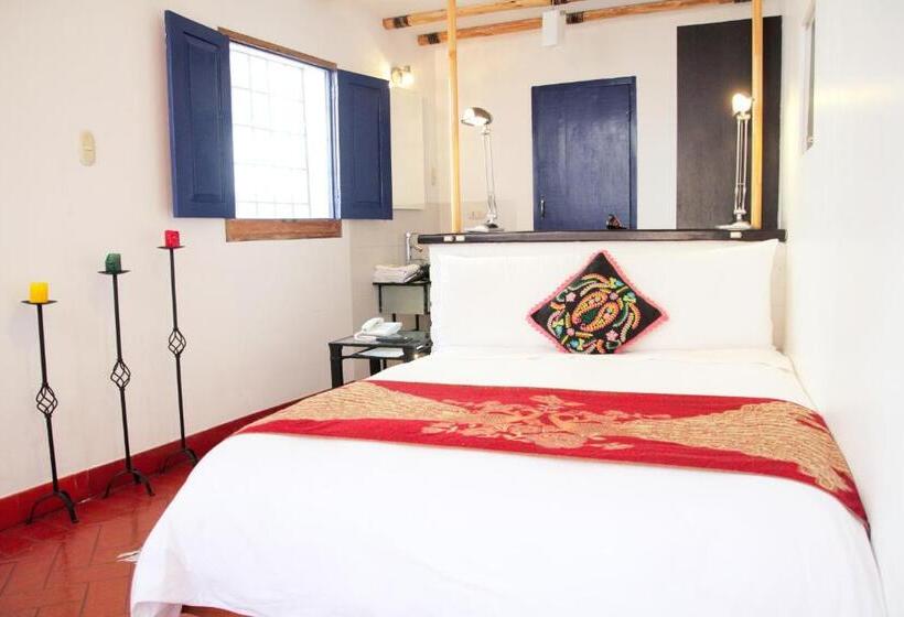 テラス付スイート, Rumi Wasi