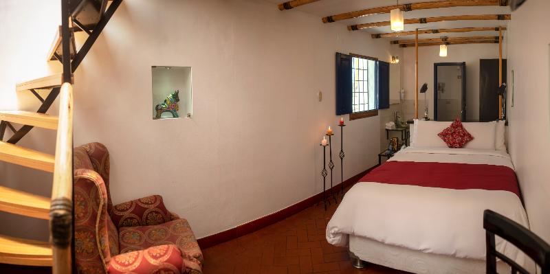 テラス付スイート, Rumi Wasi