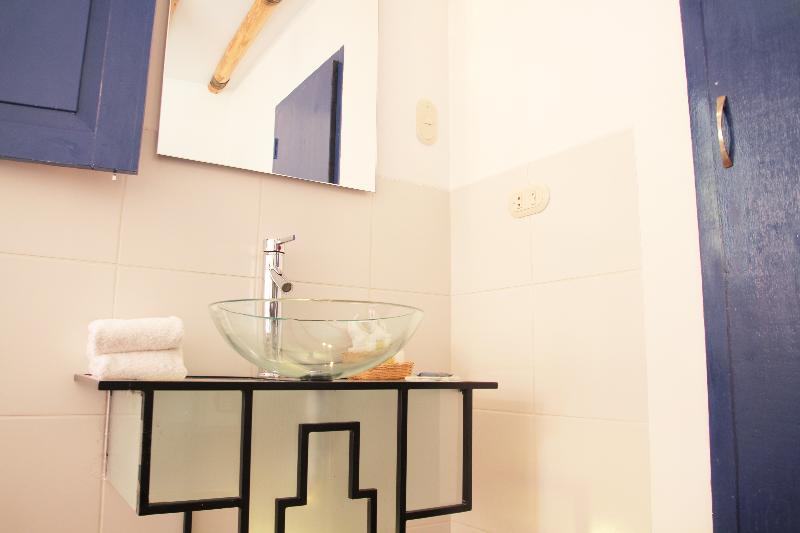 テラス付スイート, Rumi Wasi