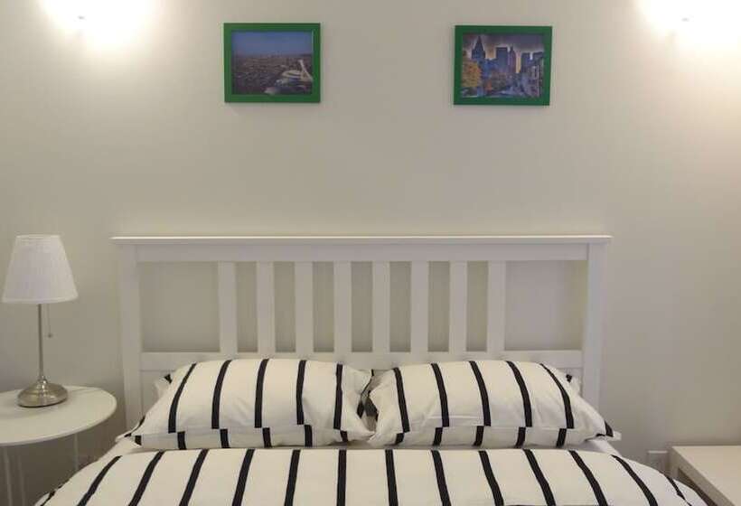 수피리어 룸 도시 전망, Star Montreal