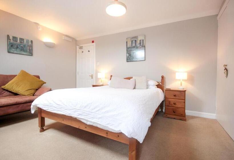 غرفة قياسية سرير كينج, The Five Dials Inn