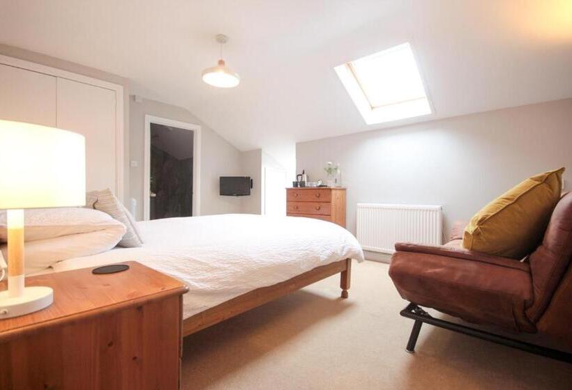 غرفة قياسية سرير كينج, The Five Dials Inn