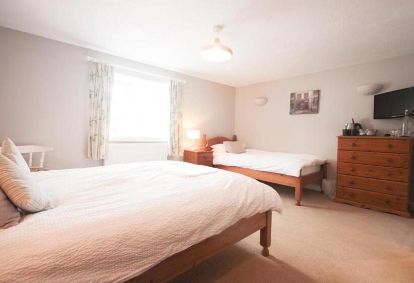 Номер Стандарт Трехместный, The Five Dials Inn
