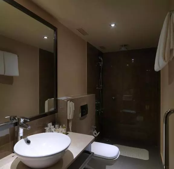 Standard Room, The Quorum