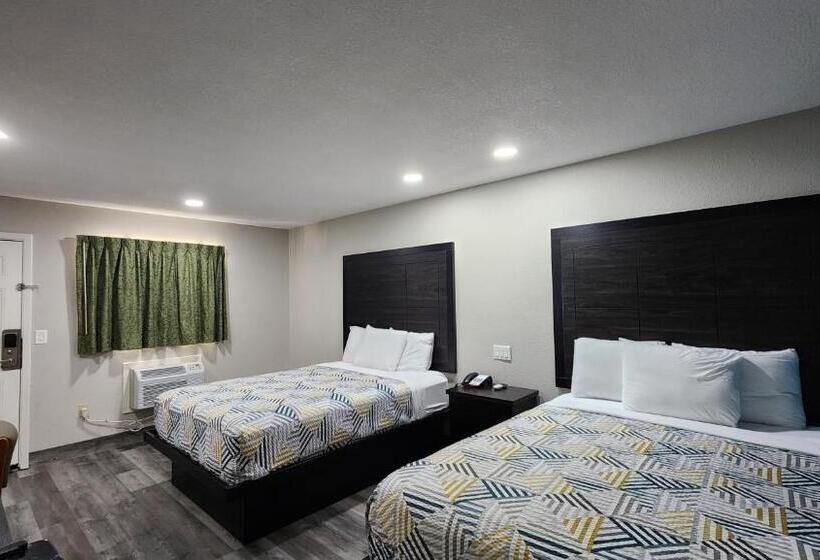 标准间, Scottish Inn & Suites