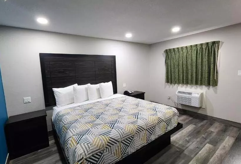 Superior-huone King-vuode, Scottish Inn & Suites