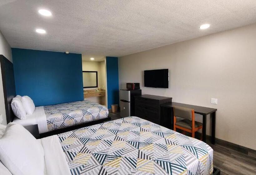 Четырехместный Номер Стандарт, Scottish Inn & Suites