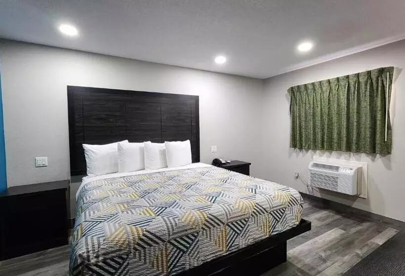 Deluxe-huone King-vuode, Scottish Inn & Suites