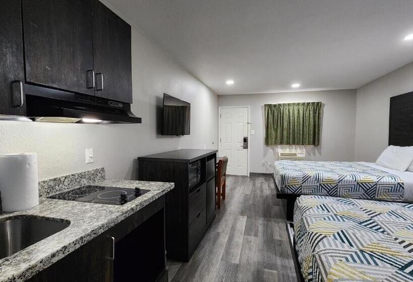 Номер Superior, Scottish Inn & Suites